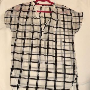 Oversized Black and White blouse